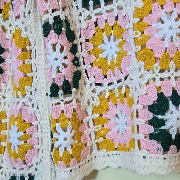 Rebellion Again Granny Square Crochet Crew Neck Sweater Coachella Stagecoach - Picture 5 of 14